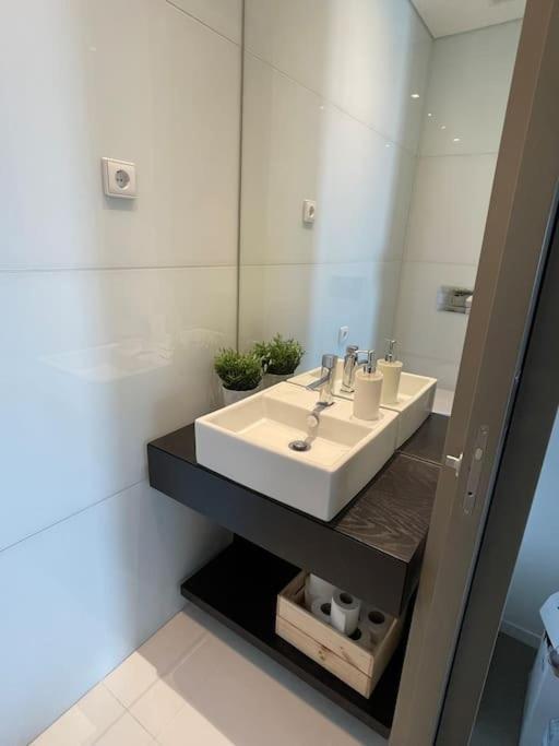 Fuzeta Stylish 1 Bedroom Apartment - Amazing Views Bagian luar foto
